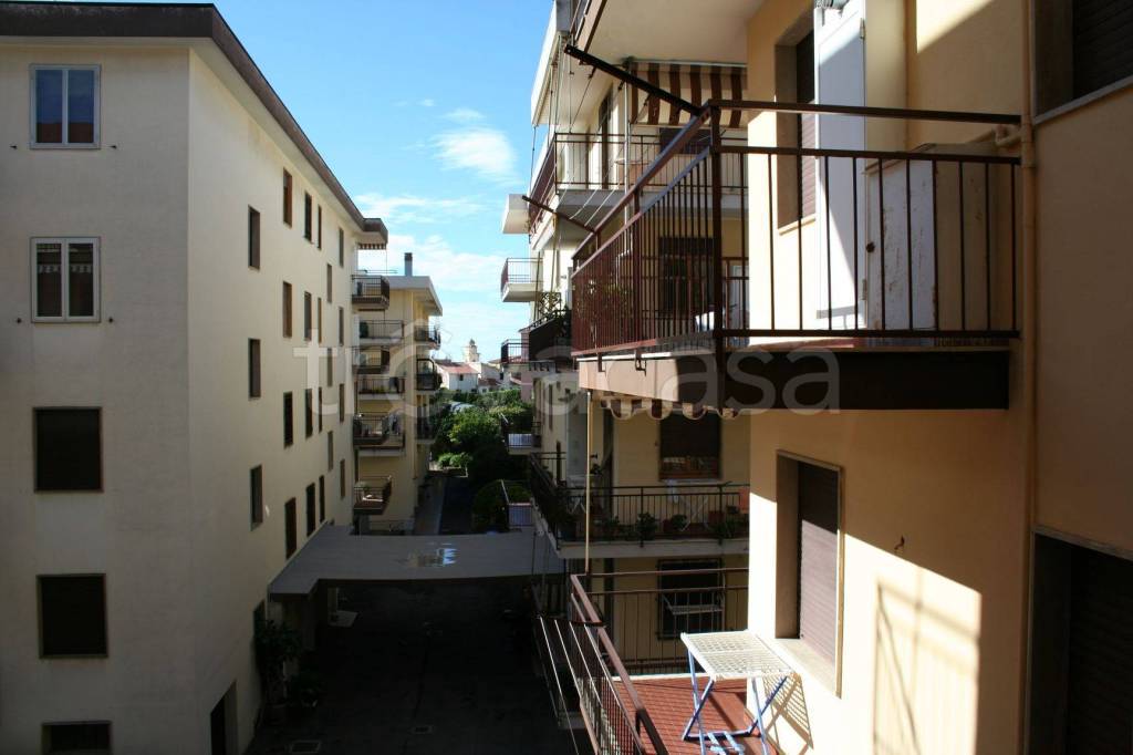 Appartamento in in vendita da privato a Santo Stefano al Mare via del Ponte Romano, 11
