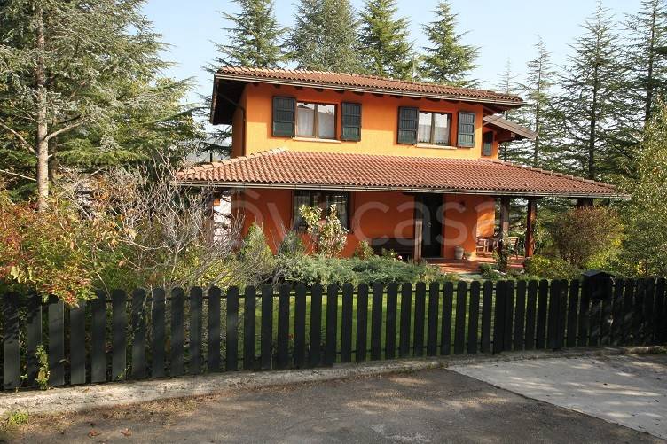 Villa in vendita a Fanano via Lotta