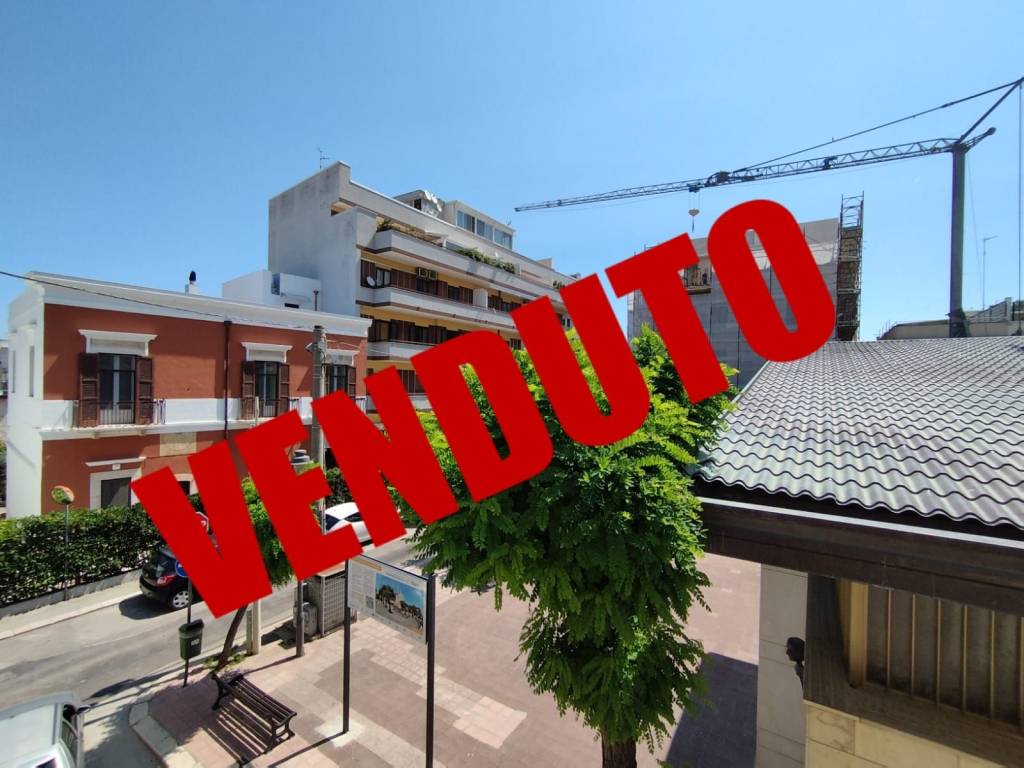 Appartamento in vendita a Bari piazza Don Demetrio Magrini
