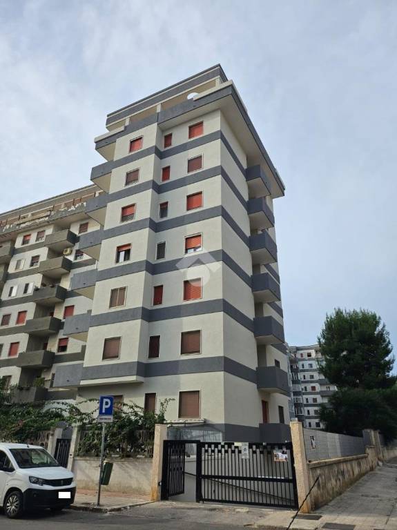 Appartamento in vendita a Brindisi via Don Carlo Gnocchi, 29
