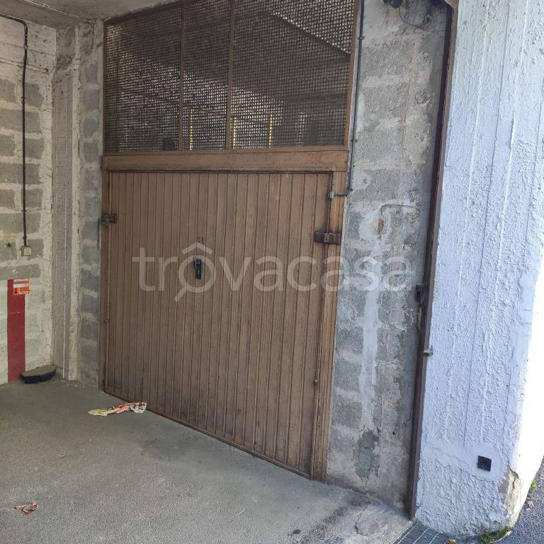 Garage in vendita a San Nicola la Strada via Ugo La Malfa, 5