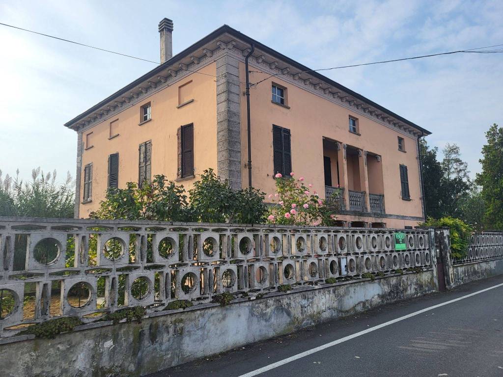 Villa in in vendita da privato a Valmacca via Ticineto, 53