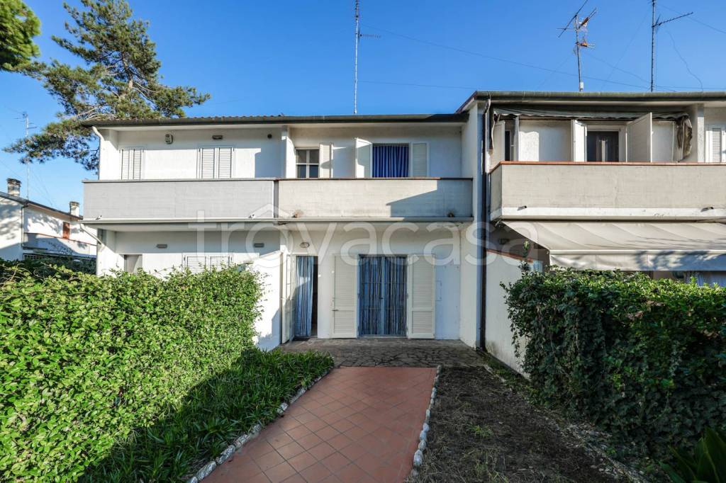 Villa a Schiera in vendita a Comacchio via Domenico Ghirlandaio, 10