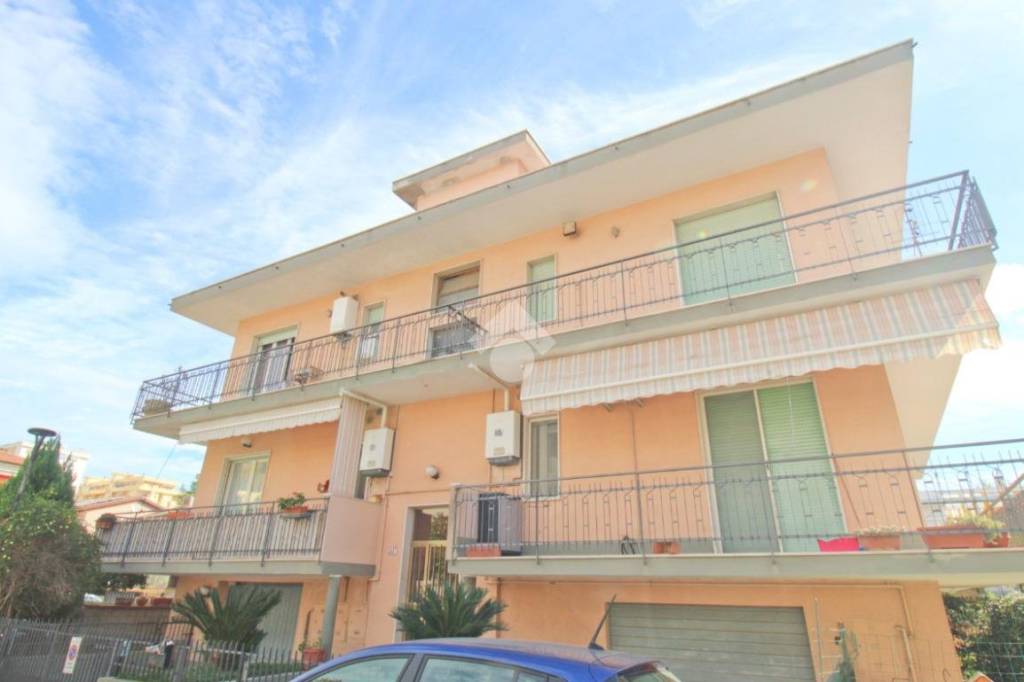 Appartamento in vendita a Montesilvano via leopardi, 31