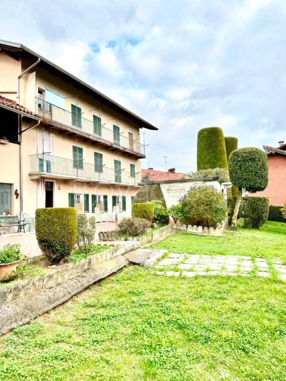 Casa Indipendente in vendita a Lessona borgata Bozzo, 7