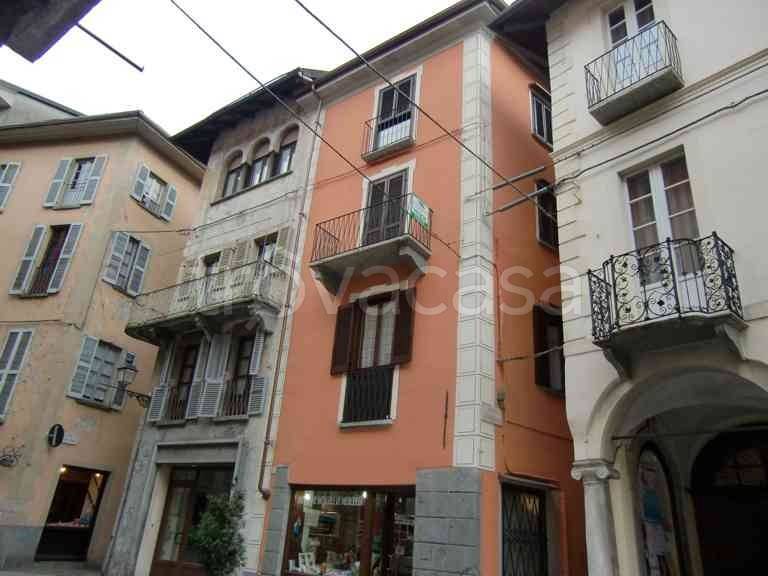 Appartamento in vendita a Varallo via Umberto I, 5