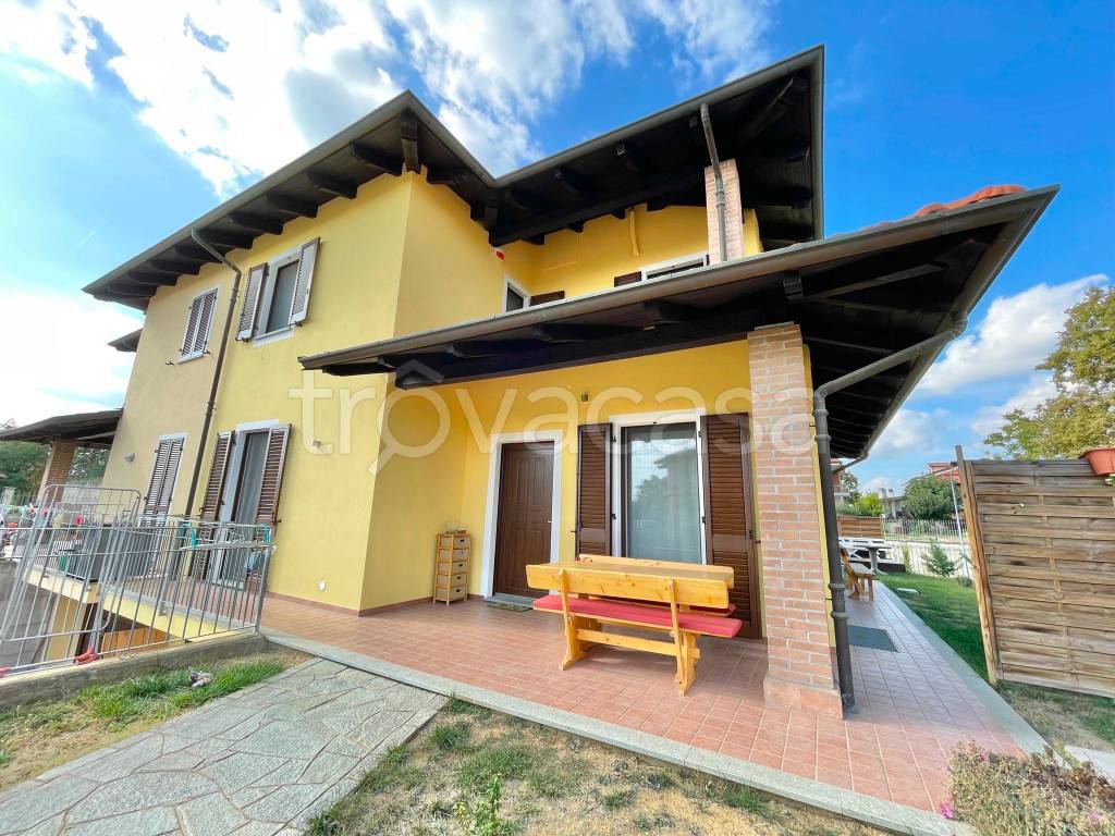 Villa a Schiera in vendita a Nizza Monferrato