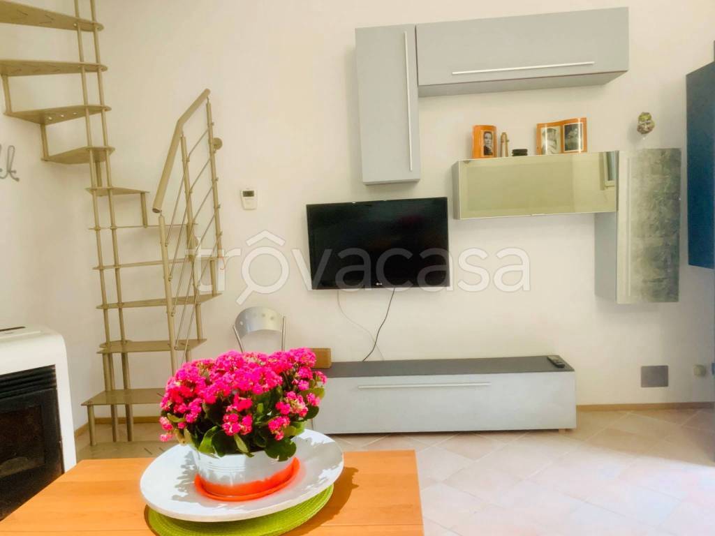Appartamento in in vendita da privato a Bernareggio via Giacomo Matteotti, 41A