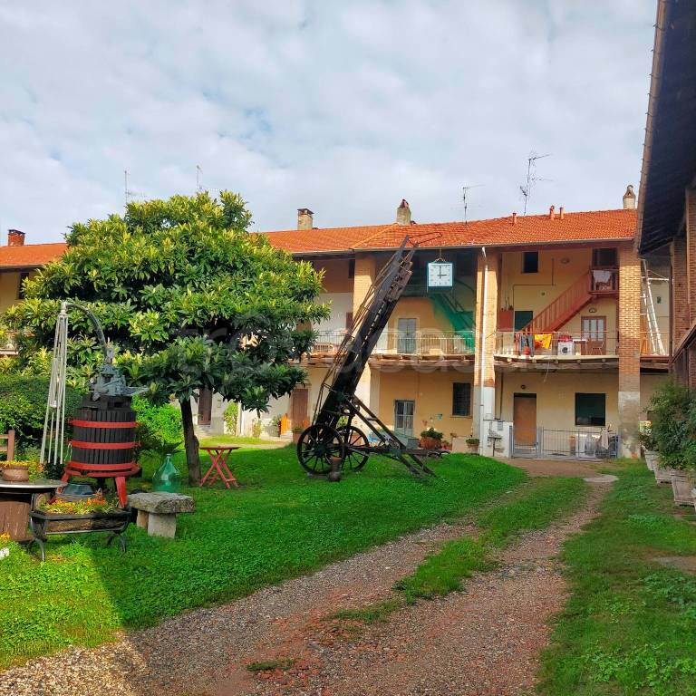 Casa Indipendente in vendita a Oggiona con Santo Stefano via San Giovanni Bosco, 21
