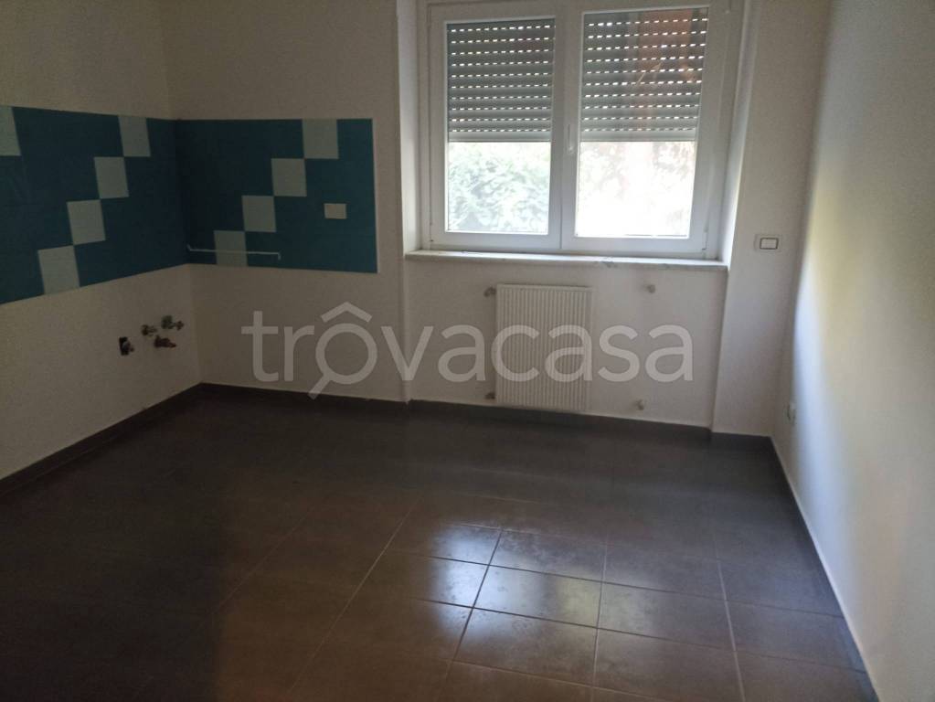 Appartamento in affitto ad Albano Laziale piazza Antonio Gramsci, 15