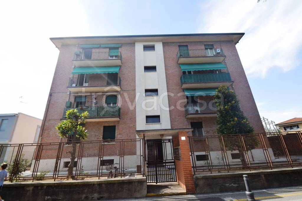 Appartamento in vendita a Chiari via Vittorio Veneto, 9