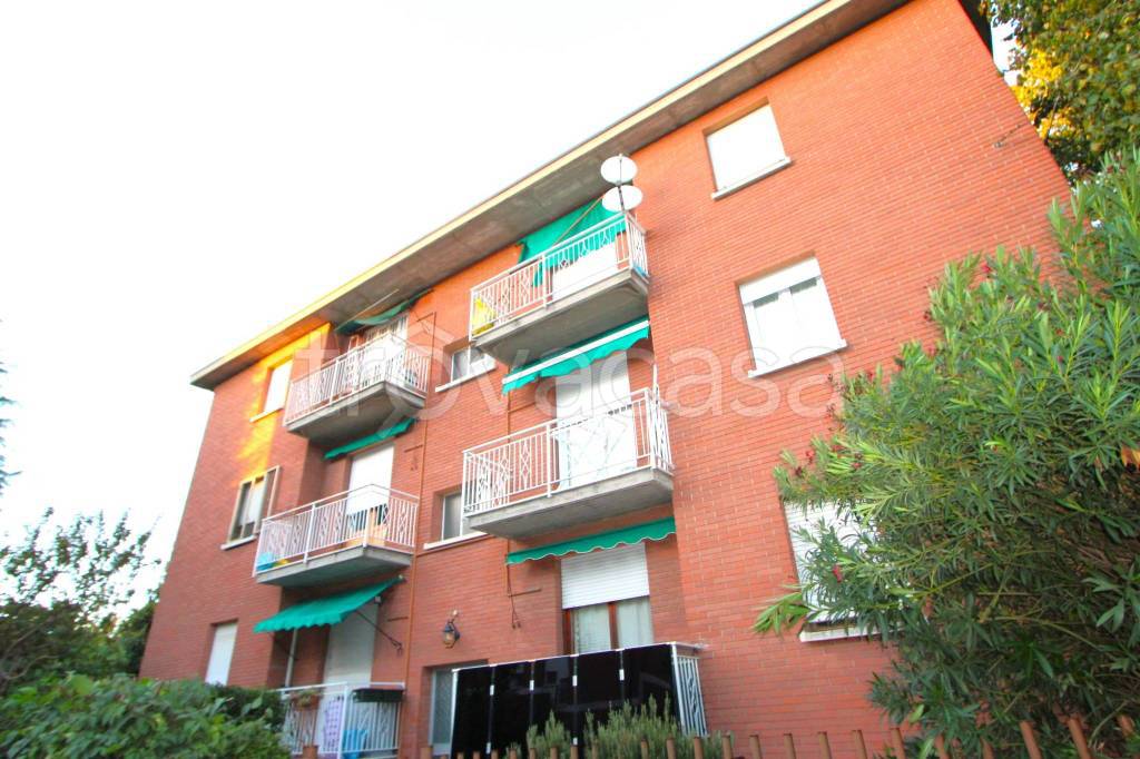 Appartamento in vendita a Valsamoggia via Castelfranco