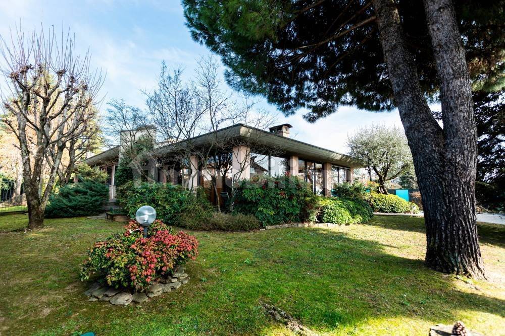 Villa in vendita a Verderio via Roma