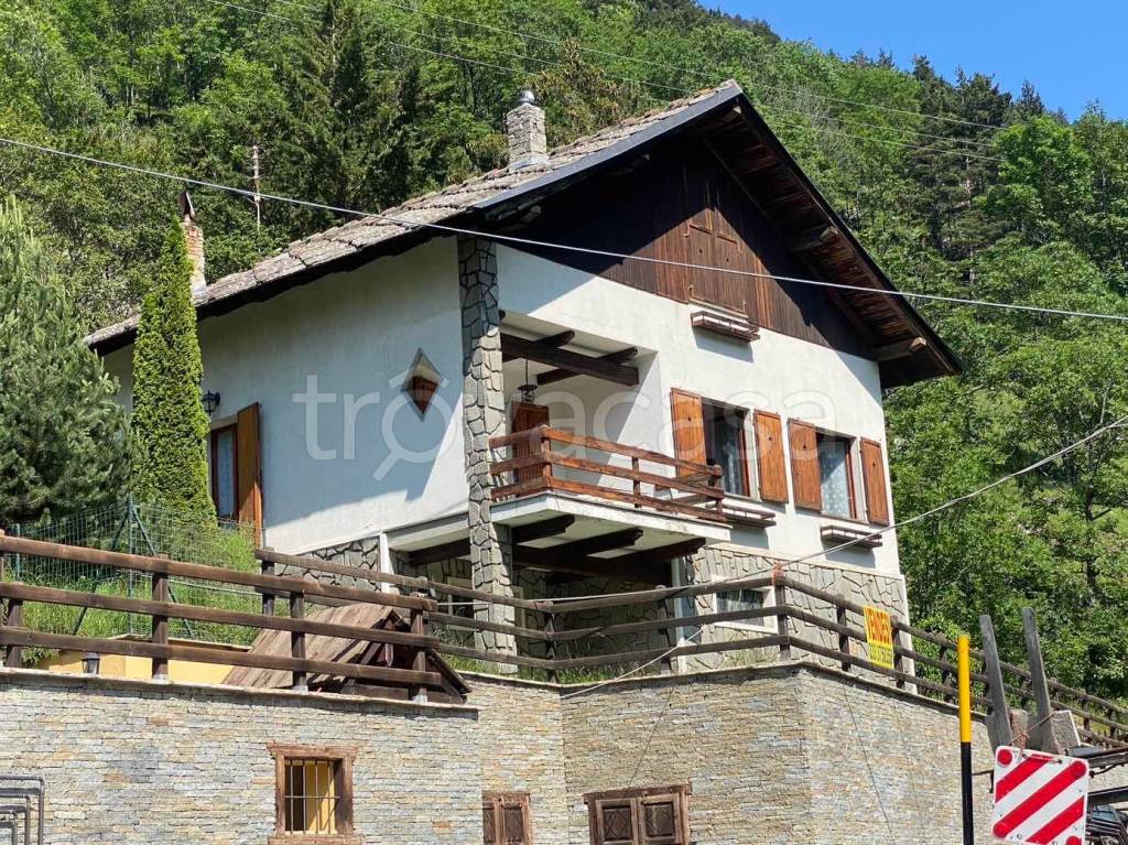 Villa Bifamiliare in vendita a Fenestrelle via del Forte