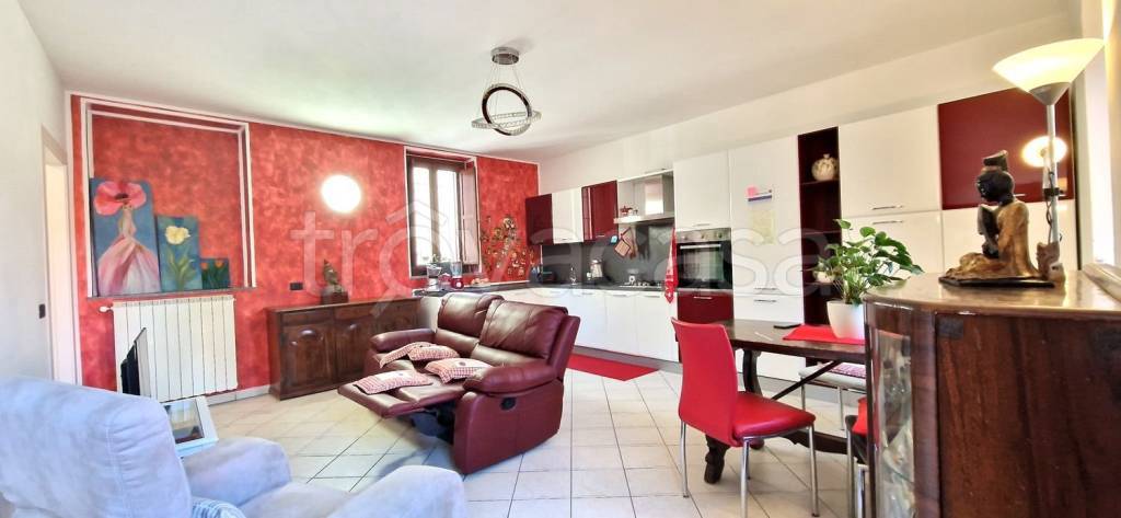 Appartamento in vendita a Castelletto sopra Ticino via Guglielmo Marconi, 32