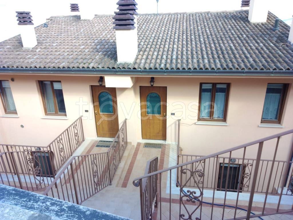 Appartamento in vendita a L'Aquila via Amiternina, 82