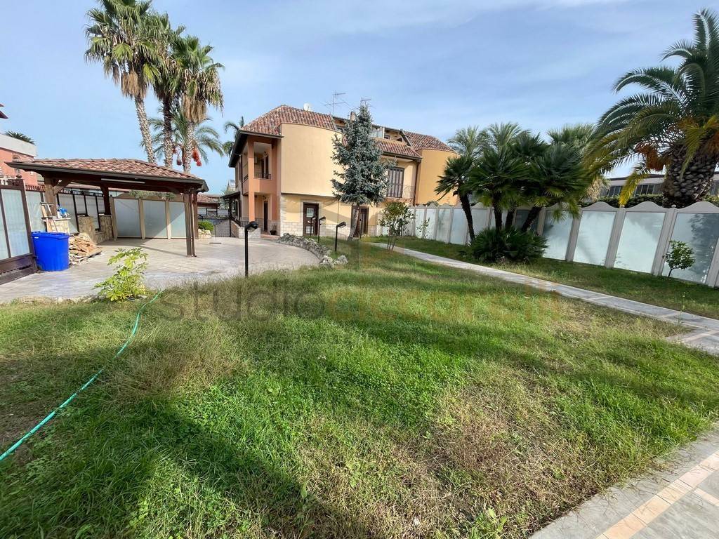 Villa in vendita a Villaricca corso Italia