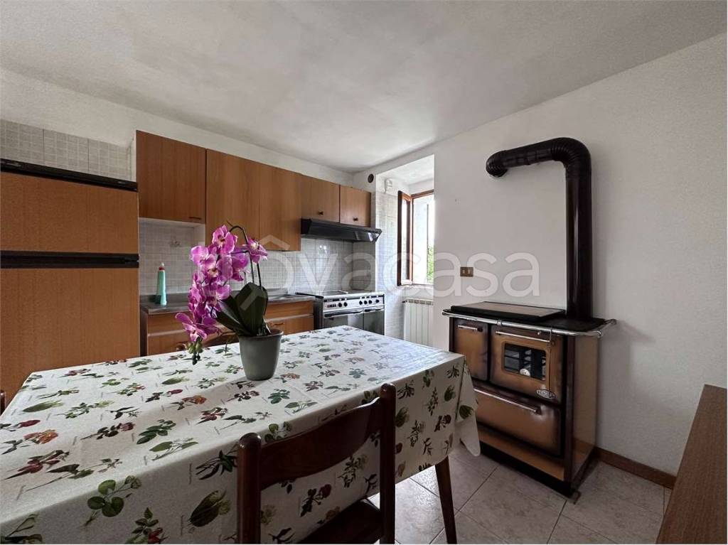 Appartamento in vendita a Gravellona Toce via Principe Umberto, 49