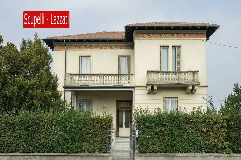 Villa in vendita a Casteggio via Emilia
