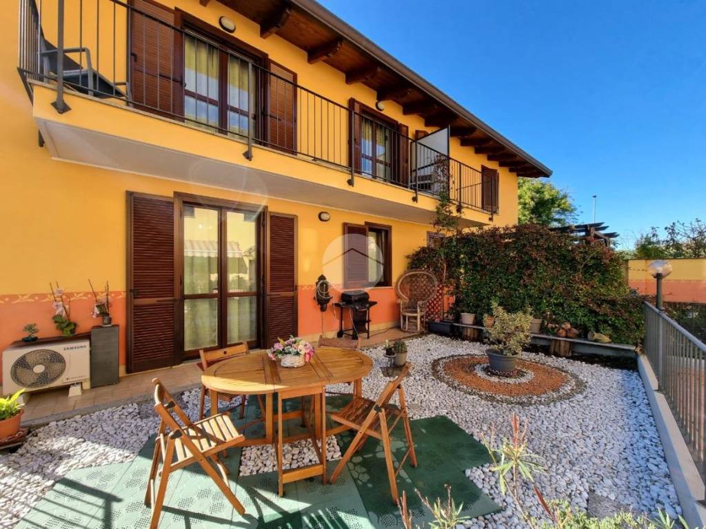 Villa a Schiera in vendita a Torrazza Piemonte via dell'Oratorio