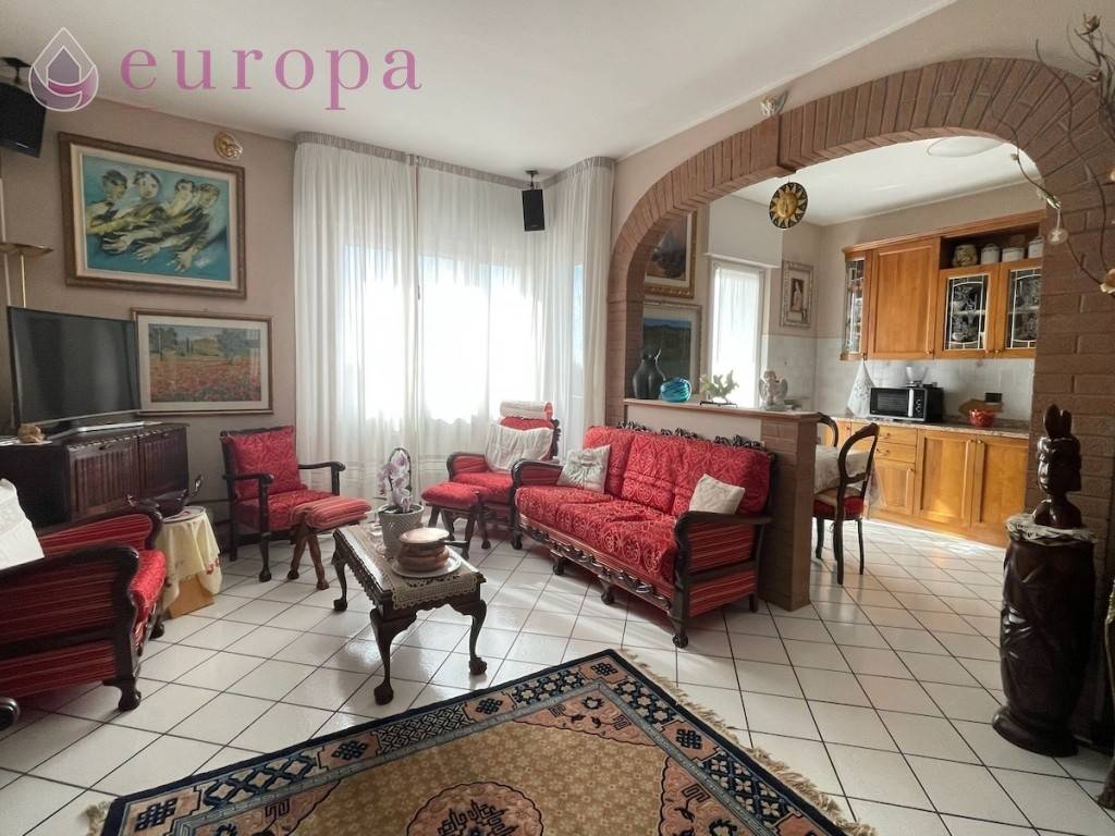 Appartamento in vendita a Pordenone via maggiore