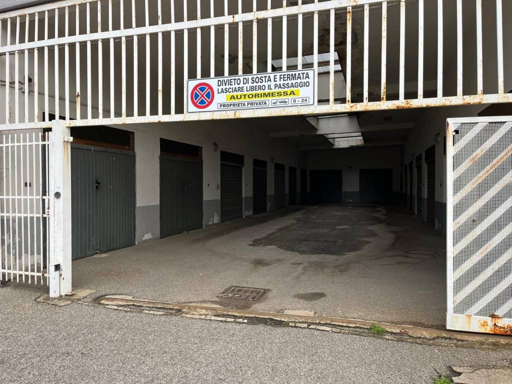 Garage in vendita a Cosenza via Guglielmo Marconi