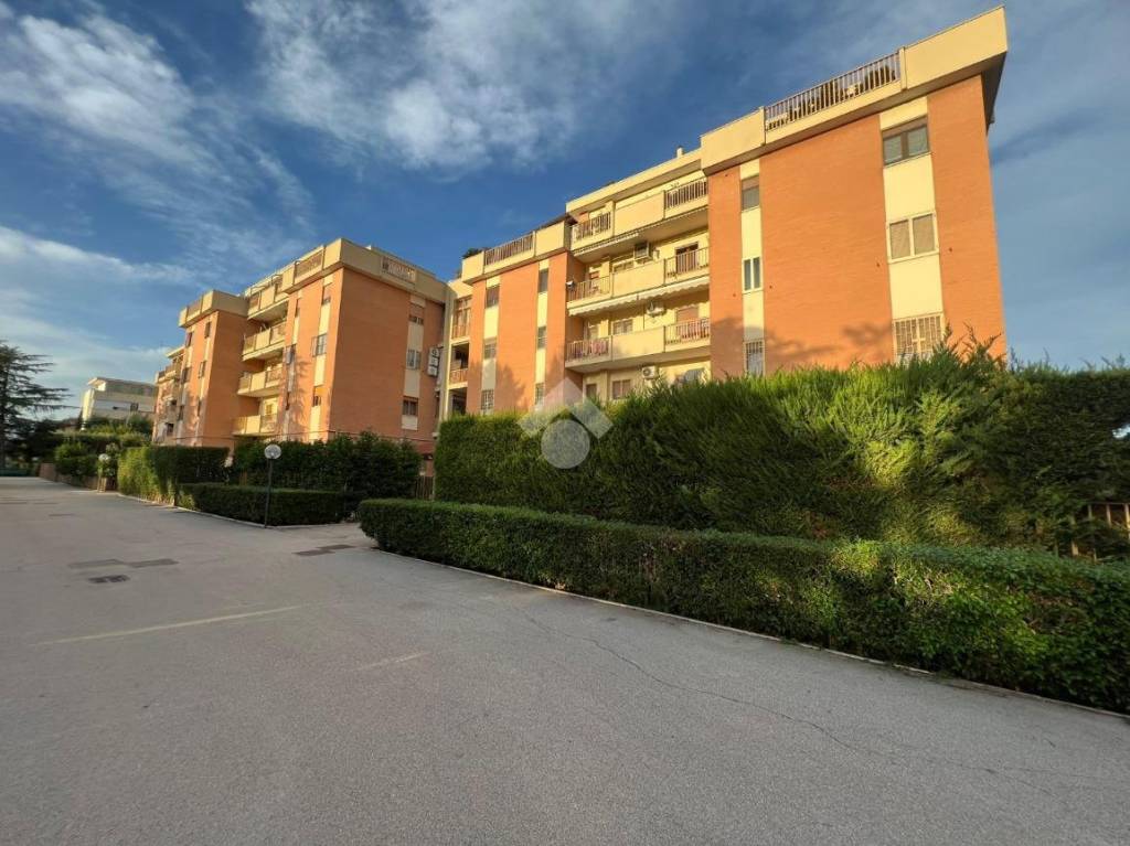 Appartamento in vendita a Foggia via Vittorio de Miro d'Ajeta, 7