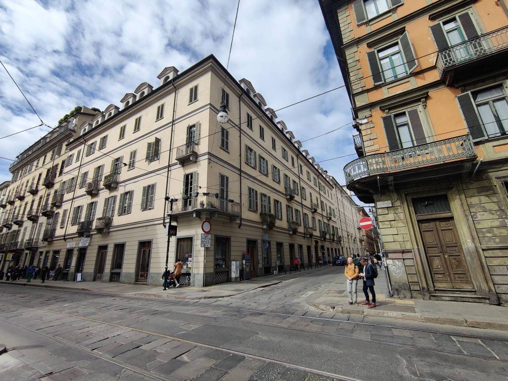 Appartamento in vendita a Torino via Giuseppe Verdi, 12