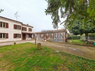 Villa in vendita a guastalla via rosario, 53