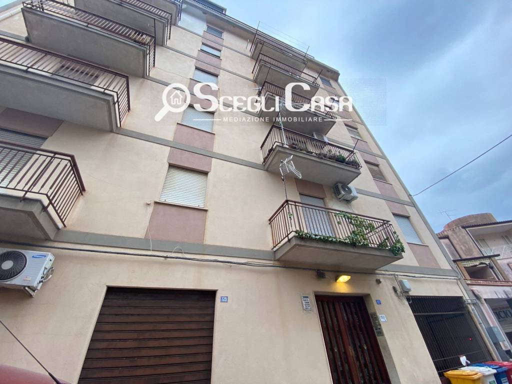 Appartamento in vendita a Carini via Rosolino Pilo, 127