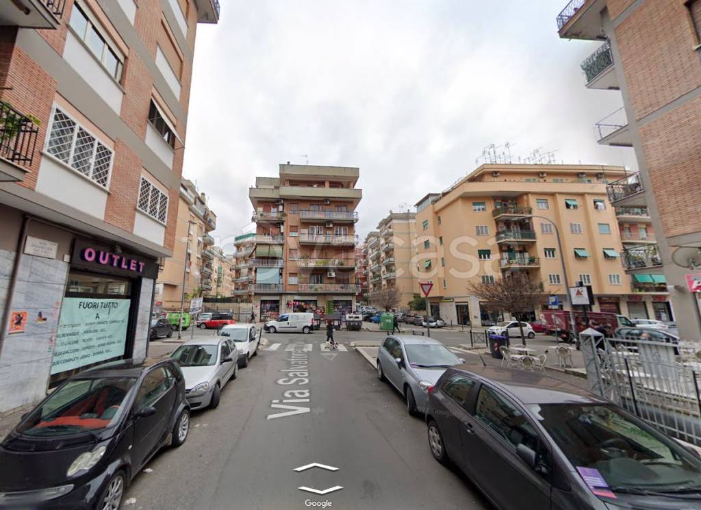 Appartamento in affitto a Roma via Salvatore Talamo
