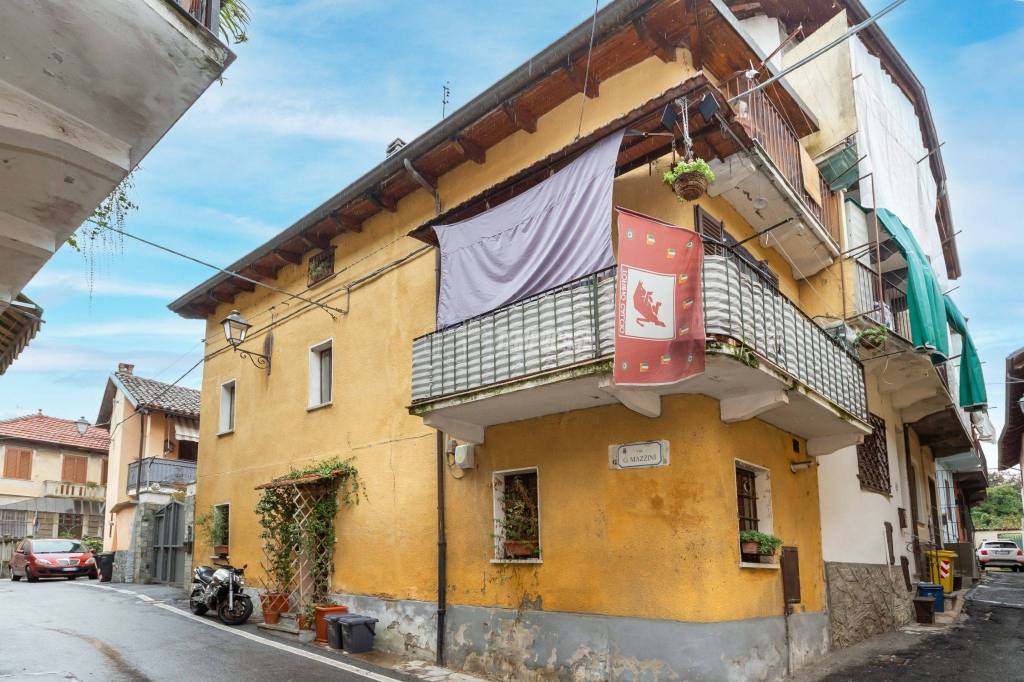 Casa Indipendente in vendita a Gassino Torinese via mazzini 2