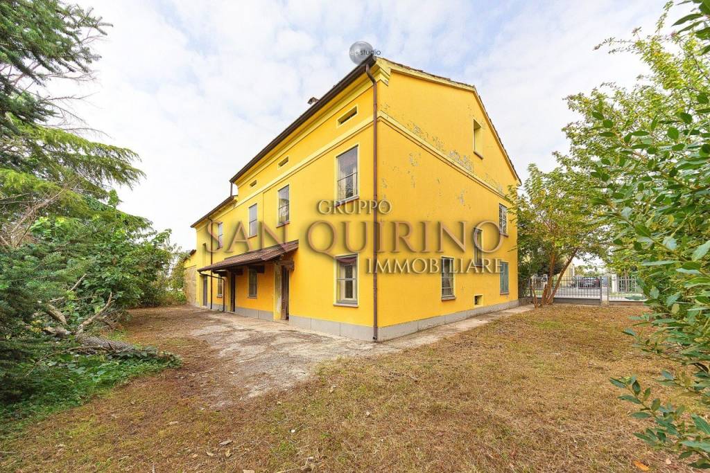 Villa in vendita a Moglia via giuseppe verdi, 85
