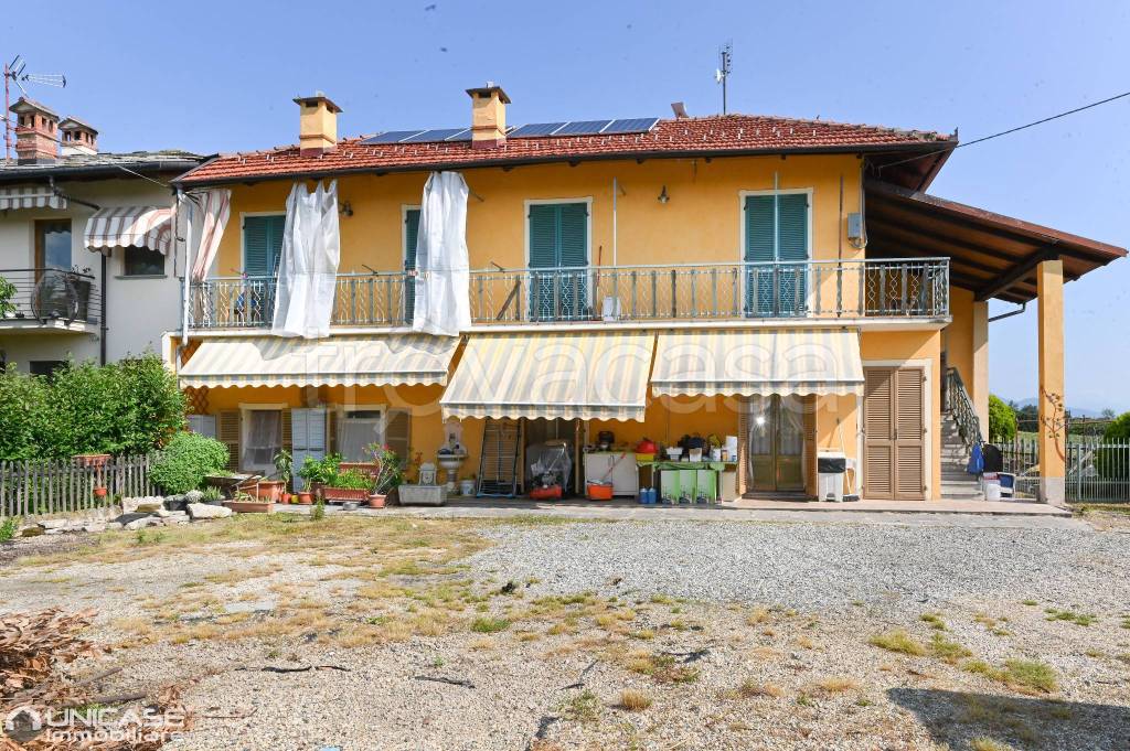 Villa in vendita a Campiglione Fenile via Lino Dagotto, 34