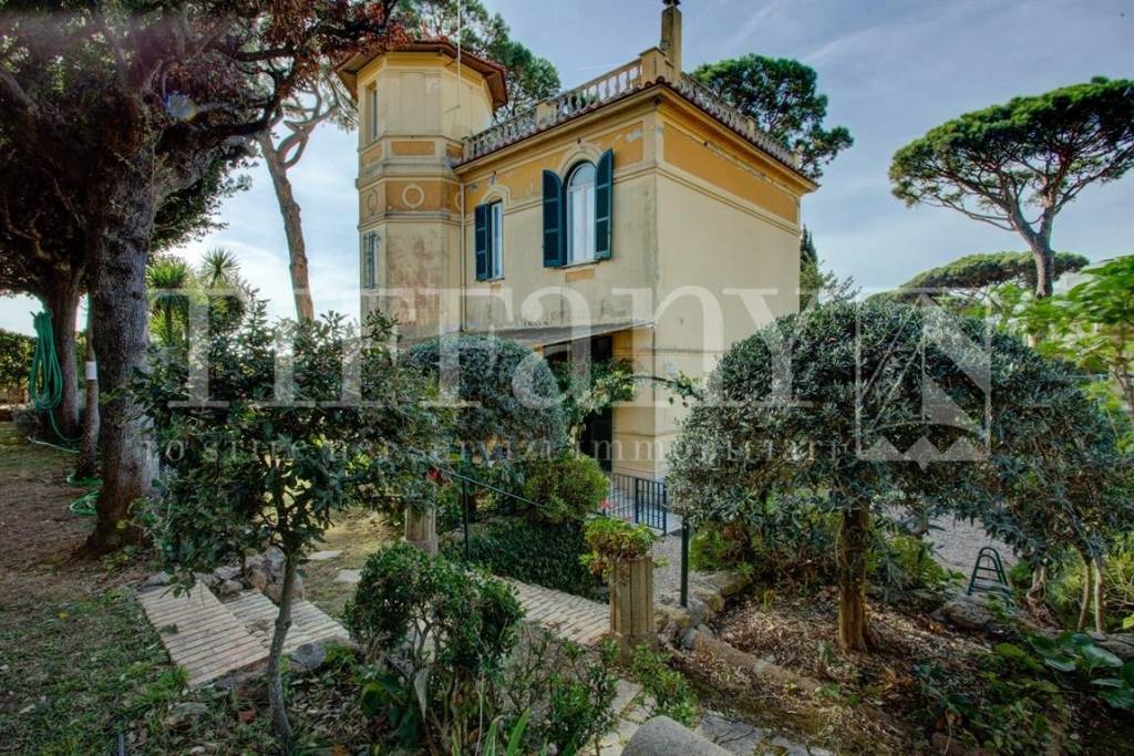 Villa in vendita ad Anzio via del Cavalcavia, 2