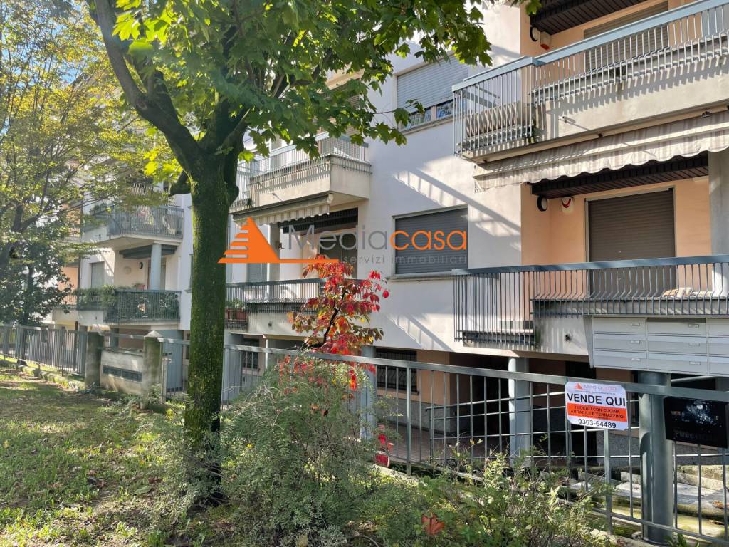 Appartamento in vendita a Cassano d'Adda via europa, 252