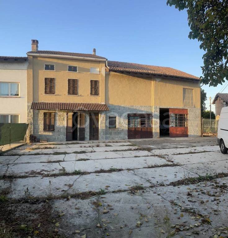 Villa Bifamiliare in vendita a Isola Sant'Antonio