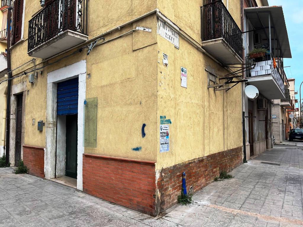 Ufficio in affitto a Foggia via Giovanni Urbano, 39