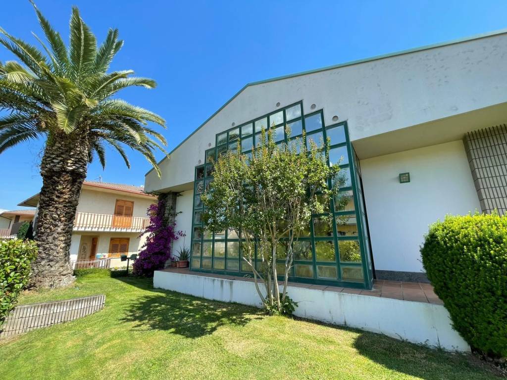 Villa in in vendita da privato a San Giorgio del Sannio via Fellonici, 32
