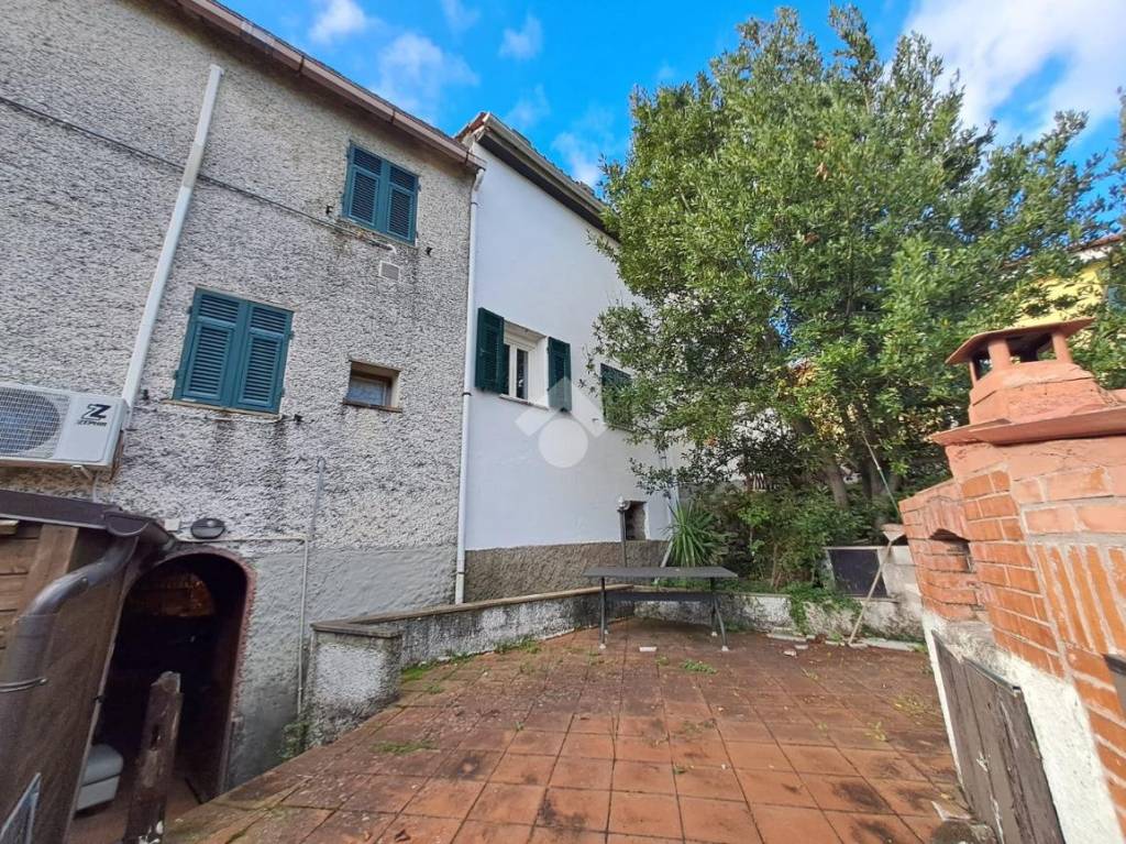 Appartamento in vendita a Sestri Levante via villa montedonico, 39