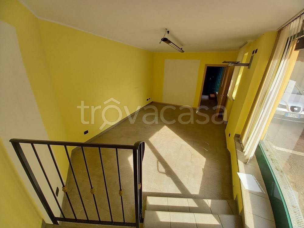 Appartamento in vendita ad Appiano Gentile via Guglielmo Marconi, 6