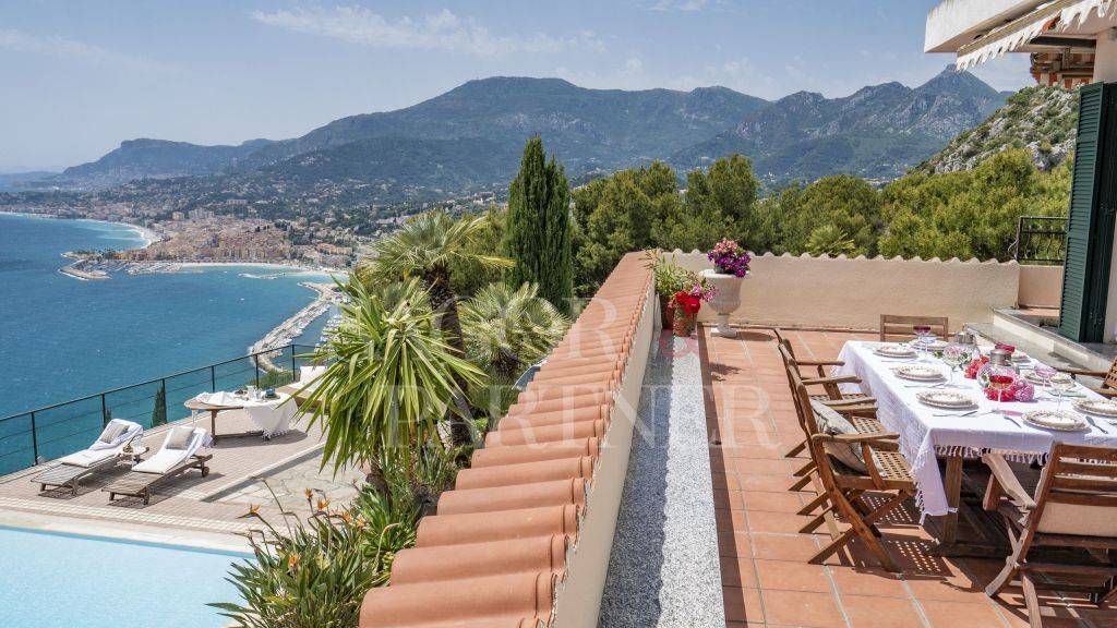 Villa in vendita a Ventimiglia via Woronoff