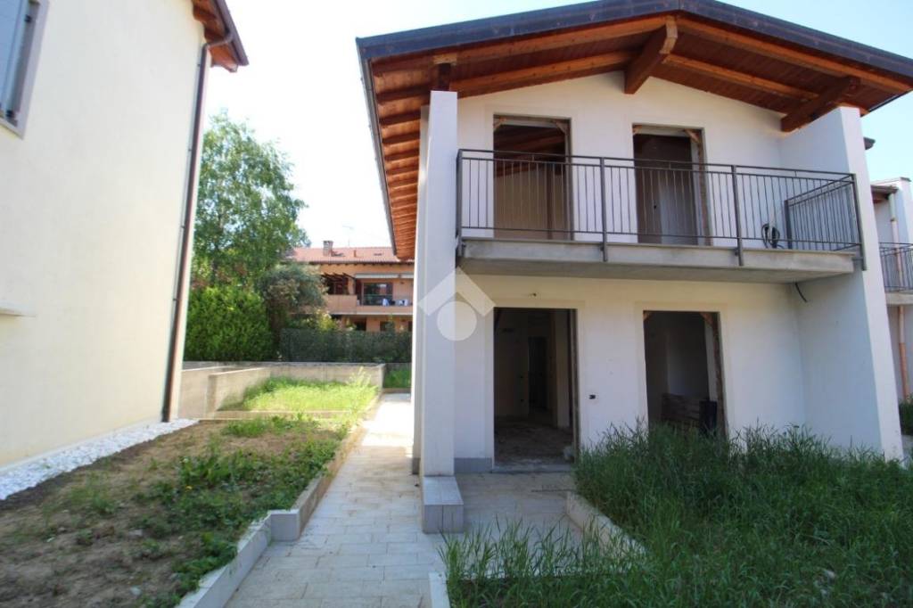 Villa a Schiera in vendita a Ranica via Roma, 35