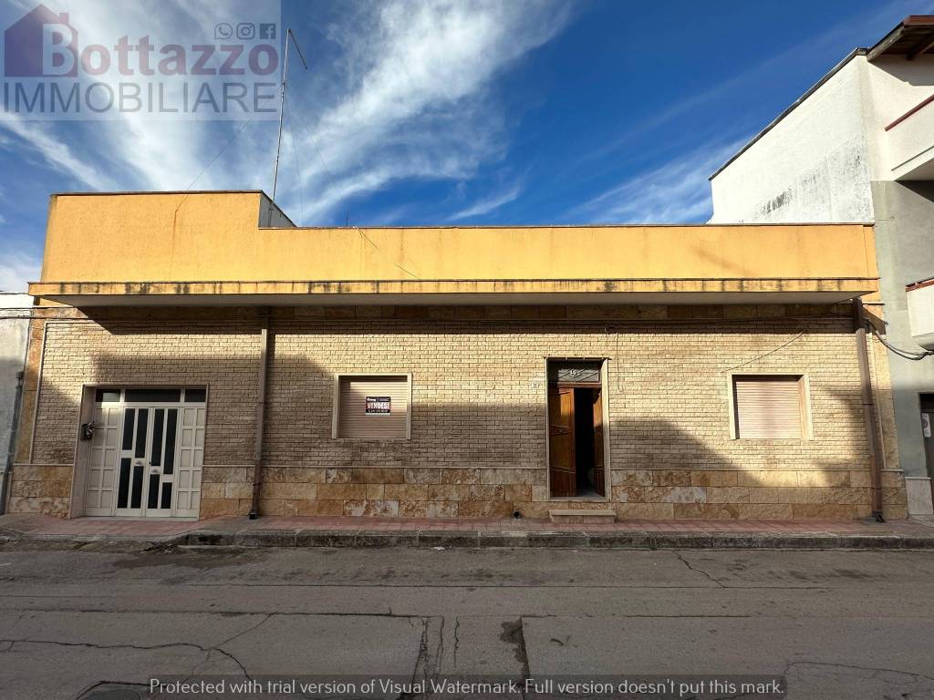 Appartamento in vendita a Lizzano via Giovanni Paisiello, 20