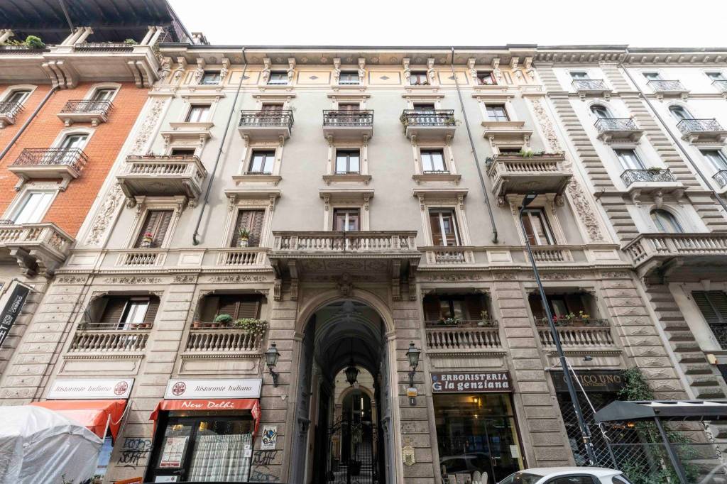Appartamento in vendita a Milano via Alessandro Tadino, 1