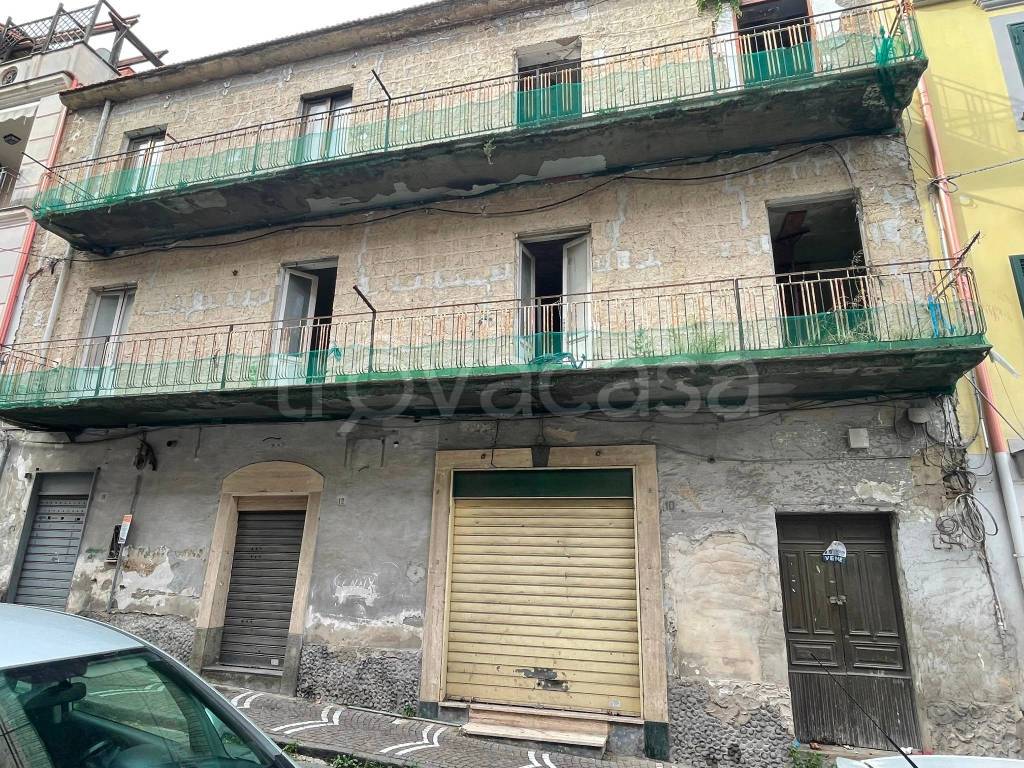 Intero Stabile in vendita a Marano di Napoli via Domenico di Somma, 10