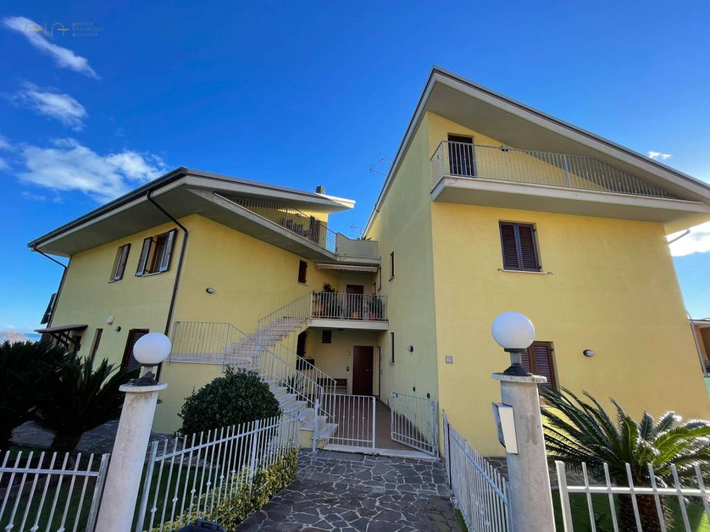 Appartamento in vendita a Massignano via Montecantino, 32