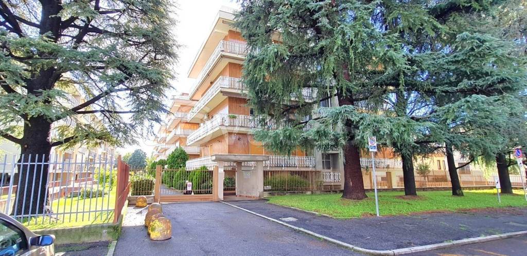 Appartamento in vendita a Nova Milanese via Cristoforo Colombo, 7/a