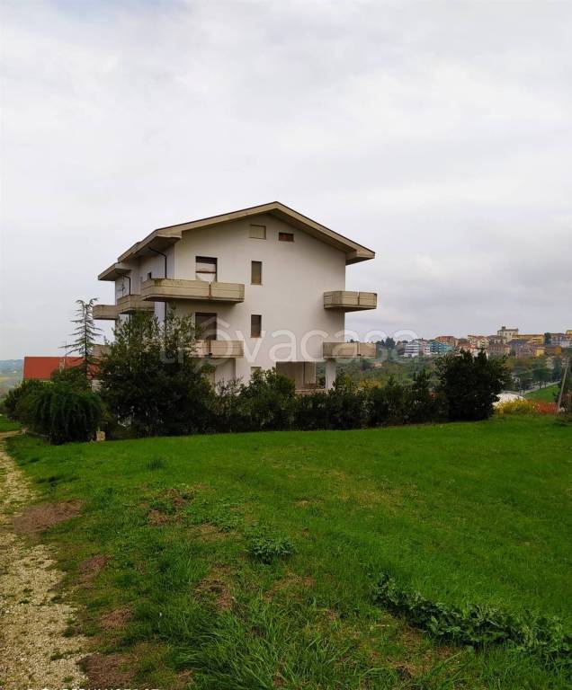 Appartamento in vendita a Castel Frentano via Teofilo Patini, 40