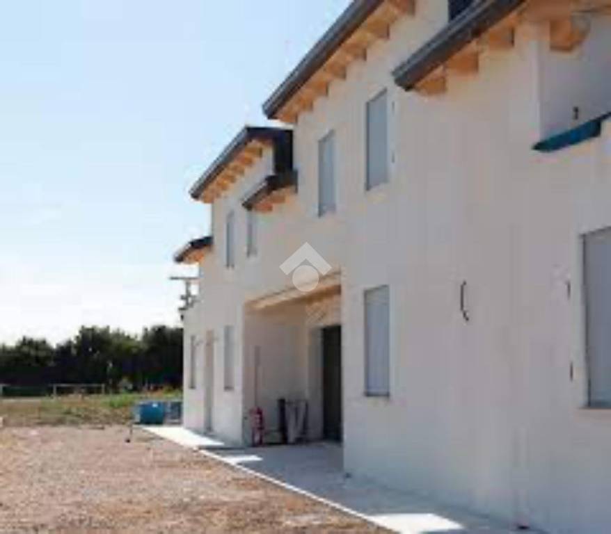 Villa Bifamiliare in vendita a Due Carrare via Don Arturo Tecchio